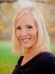 Liz Nicklas Headshot