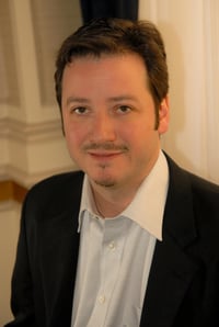 Steven Van Yoder Headshot