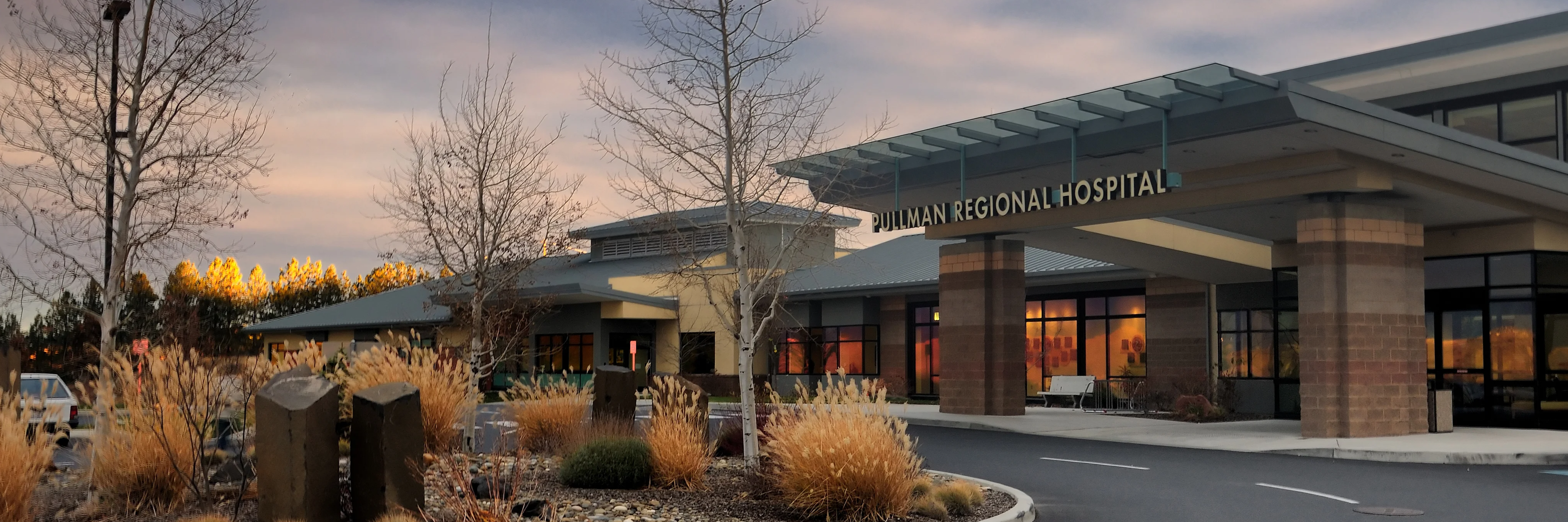 Pullman-Regional-Hospital-high-res-Entrance (1)