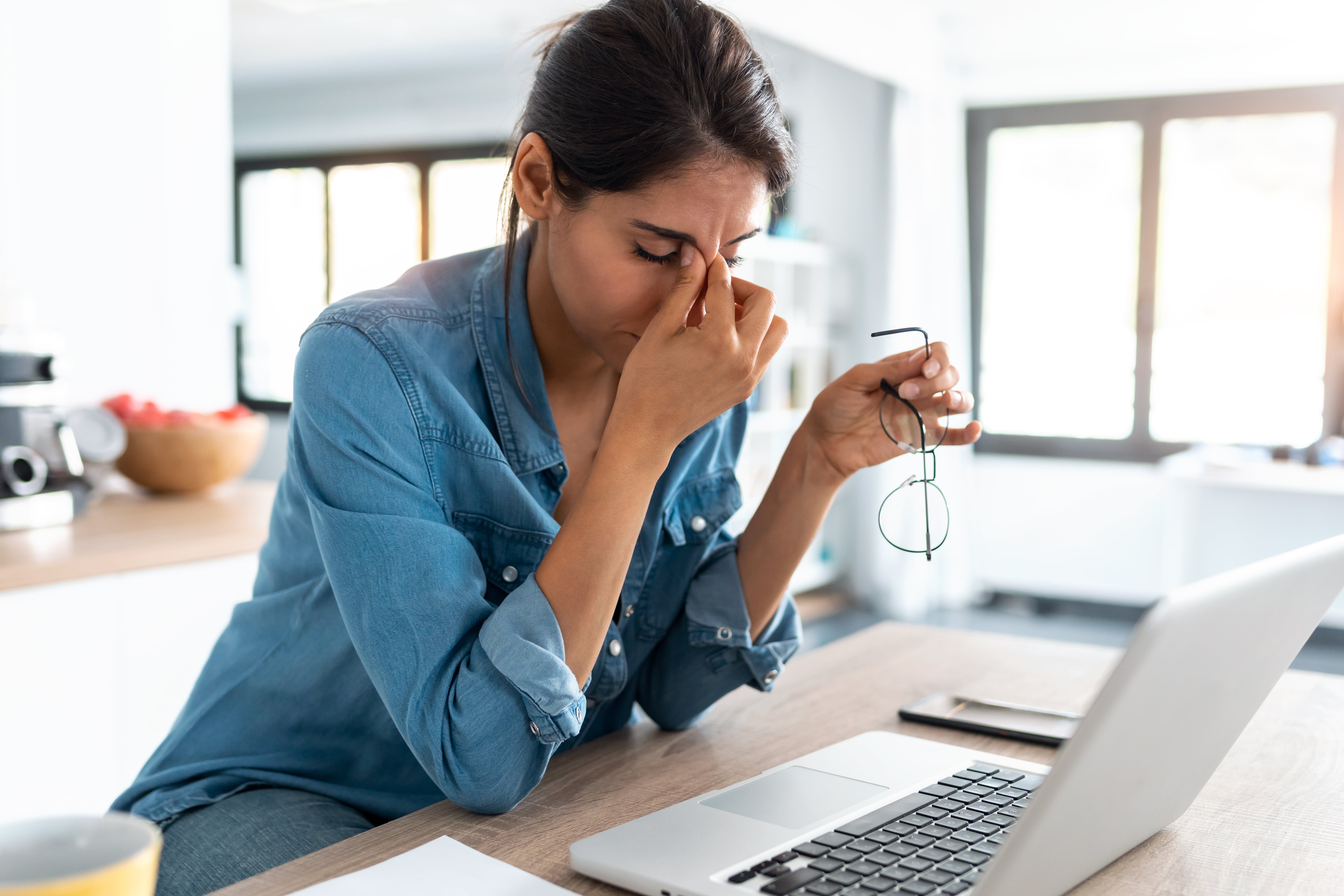 Presenteeism in the Workplace and What You Should Do as a Benefits Provider